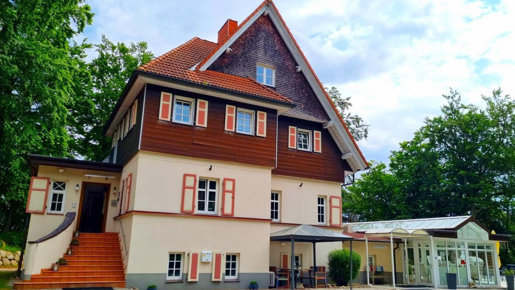 Strandhotel Lindequist Sellin  外观 照片